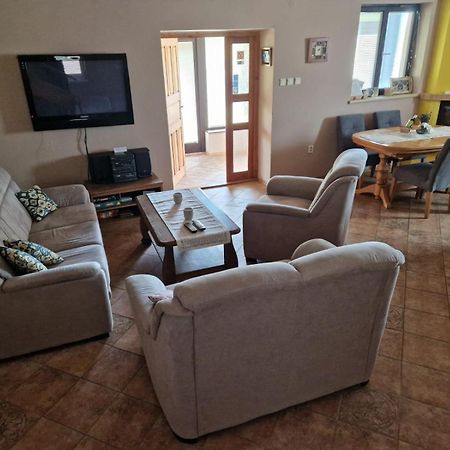 Garden View Villa Drienica Екстериор снимка