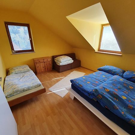 Garden View Villa Drienica Екстериор снимка