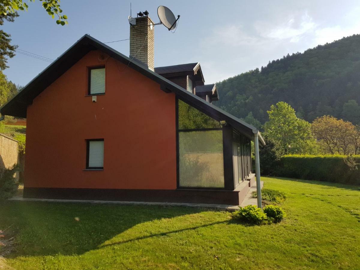 Garden View Villa Drienica Екстериор снимка